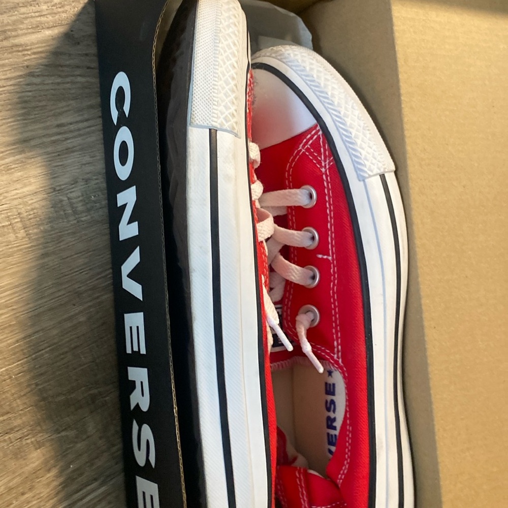 Size 8 Converse